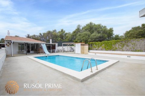 Villa for sale in Es Castell, Menorca, Spain 5 bedrooms, 263 sq.m. No. 38268 - photo 19