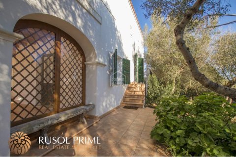 Villa for sale in Alaior, Menorca, Spain 5 bedrooms, 330 sq.m. No. 11201 - photo 10