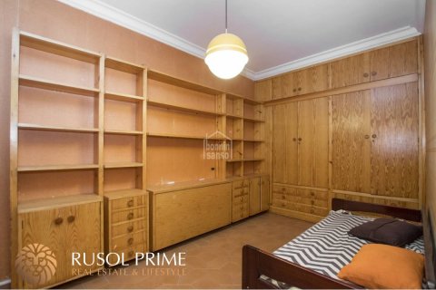 Apartment for sale in Mahon, Menorca, Spain 4 bedrooms, 178 sq.m. No. 11371 - photo 9