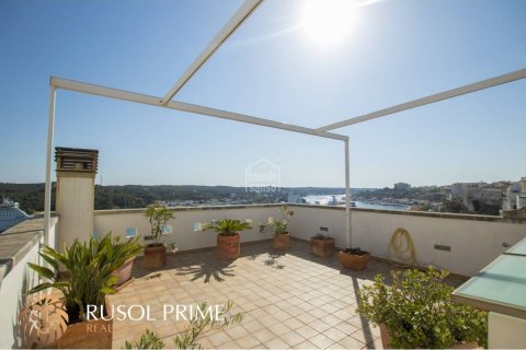 Townhouse for sale in Mahon, Menorca, Spain 8 bedrooms, 698 sq.m. No. 11113 - photo 8