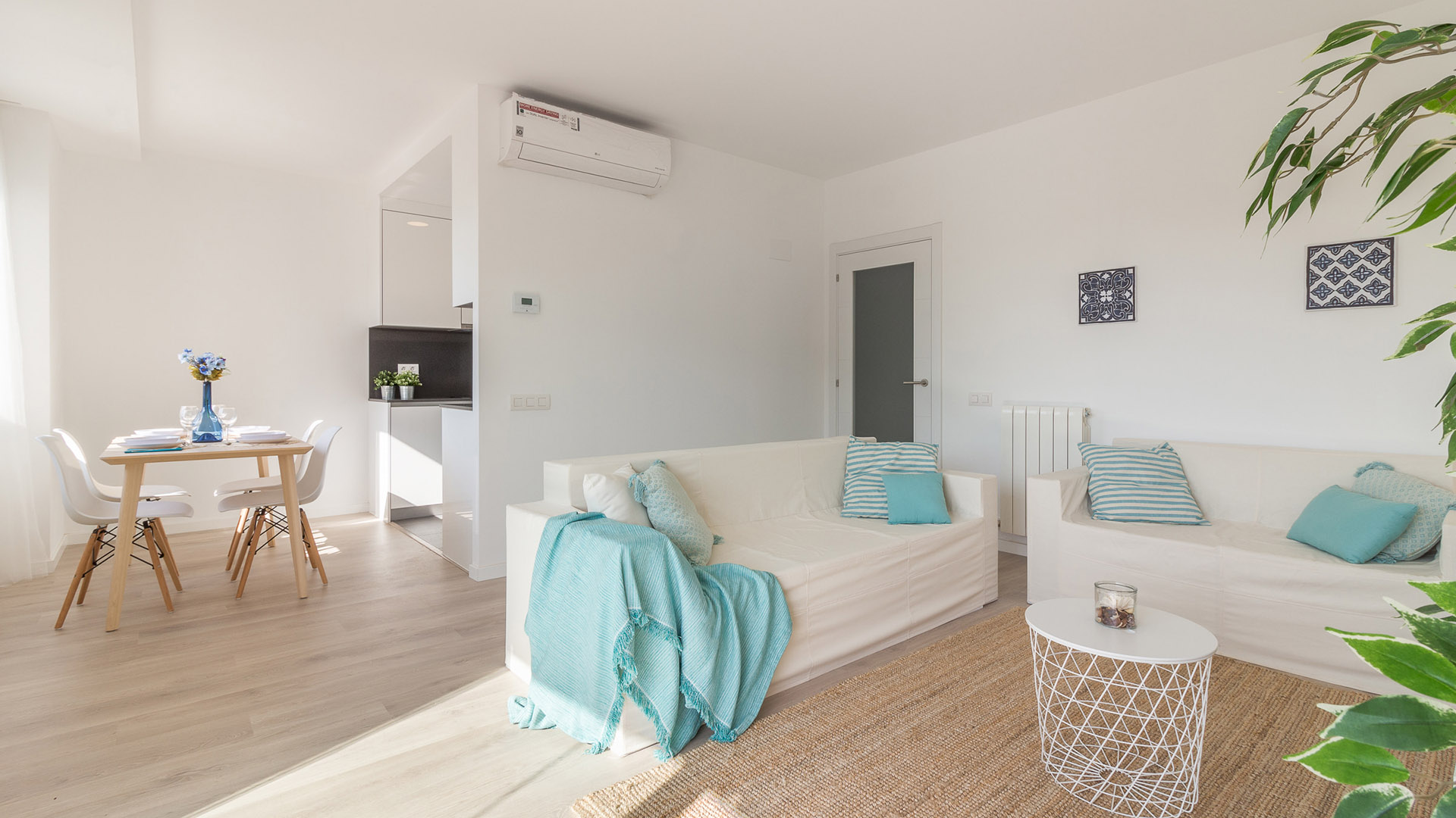 Llacuna Homes in Moncada, Valencia, Spain No. 46809