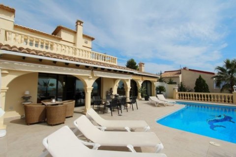 Villa for sale in Altea, Alicante, Spain 4 bedrooms, 300 sq.m. No. 45617 - photo 5