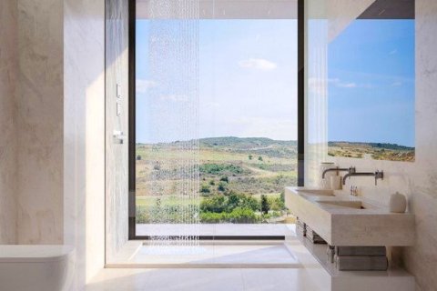 Villa for sale in Estepona, Malaga, Spain 3 bedrooms, 264 sq.m. No. 42545 - photo 8