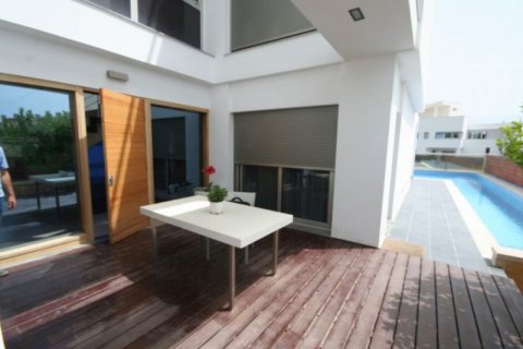 Villa for sale in Alicante, Spain 4 bedrooms, 400 sq.m. No. 44238 - photo 6