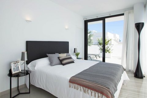 Villa for sale in Quesada, Jaen, Spain 4 bedrooms, 185 sq.m. No. 44944 - photo 9