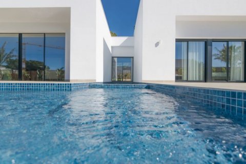 Villa for sale in Javea, Alicante, Spain 3 bedrooms, 152 sq.m. No. 42912 - photo 5