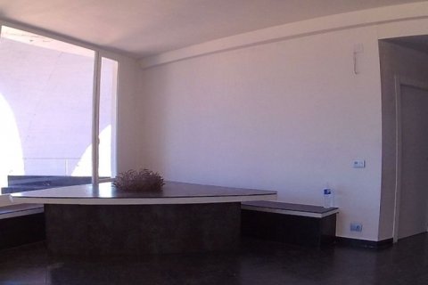 Villa for sale in Alicante, Spain 3 bedrooms, 480 sq.m. No. 45696 - photo 3