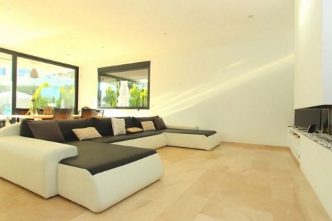 Villa for sale in Denia, Alicante, Spain 5 bedrooms, 363 sq.m. No. 45402 - photo 7