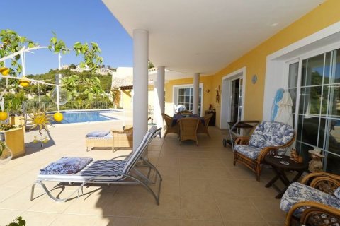 Villa for sale in Altea, Alicante, Spain 4 bedrooms, 598 sq.m. No. 42804 - photo 3