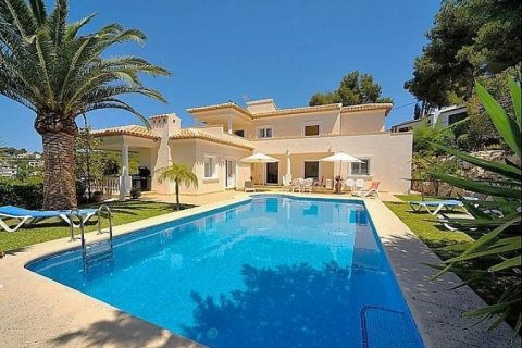 Villa for sale in Javea, Alicante, Spain 3 bedrooms, 292 sq.m. No. 45343 - photo 1