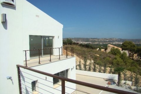 Villa for sale in Javea, Alicante, Spain 4 bedrooms, 290 sq.m. No. 44298 - photo 3