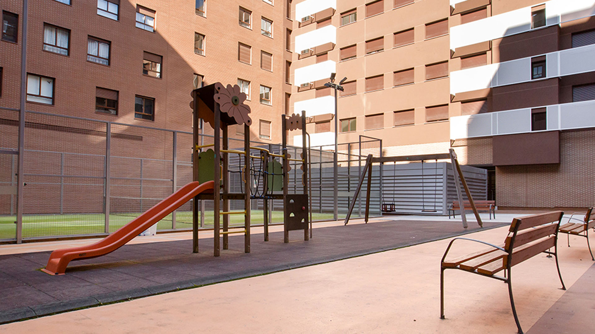 Olarizu Homes à Vitoria-Gasteiz, Alava, Espagne No. 46806