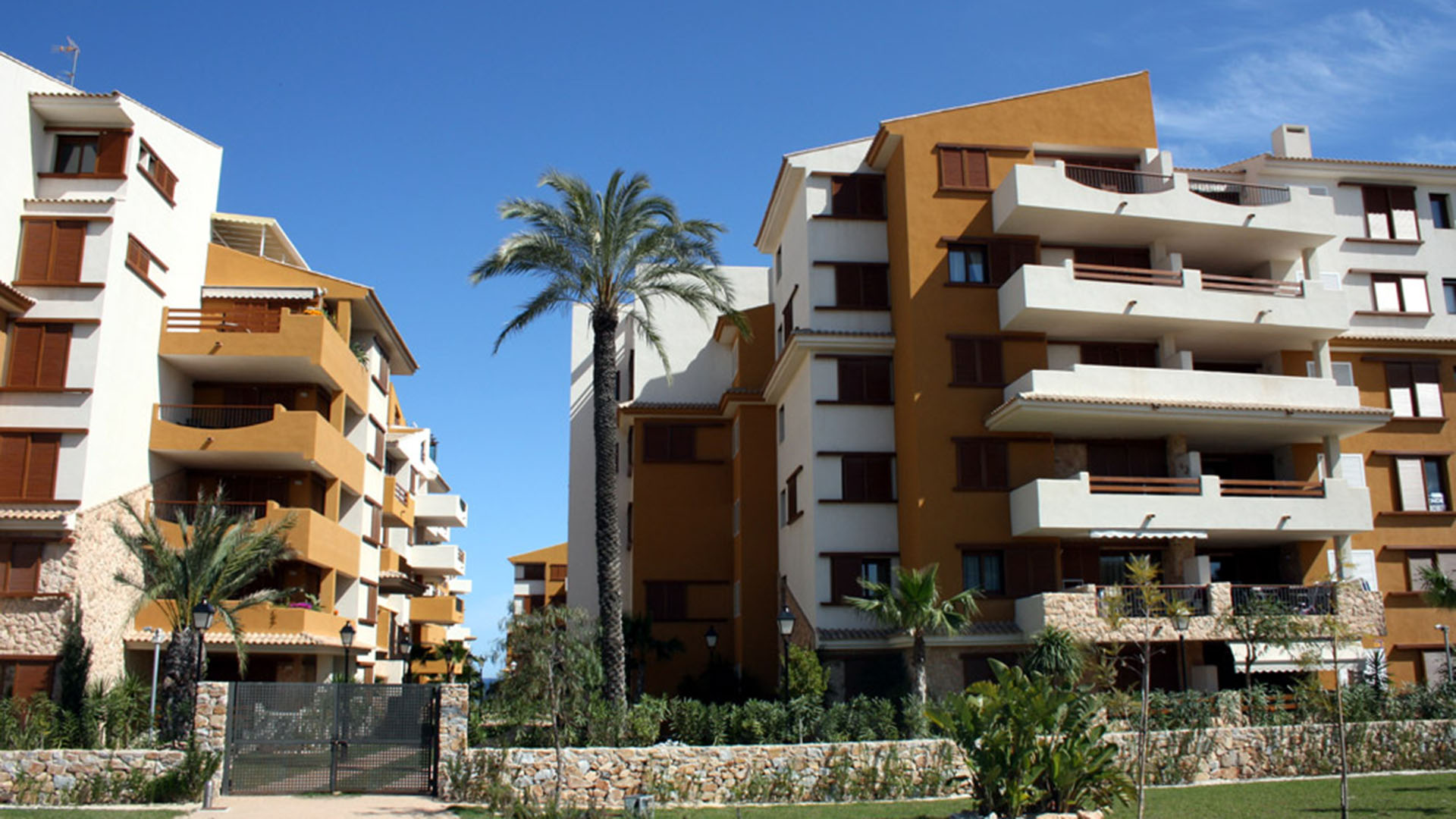 La Recoleta III in Torrevieja, Alicante, Spain No. 41325