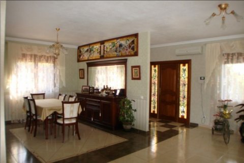 Villa for sale in Quesada, Jaen, Spain 4 bedrooms, 364 sq.m. No. 45380 - photo 10