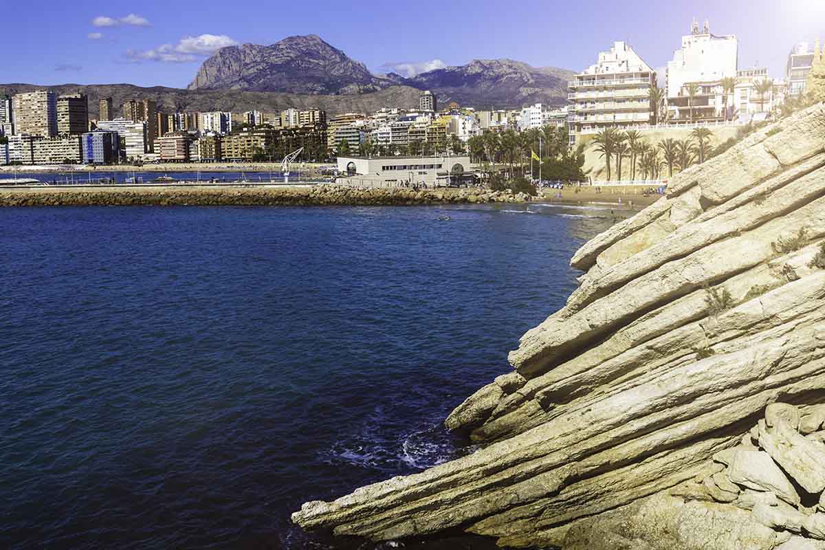 Luxury real estate in Benidorm: 7 reasons to invest