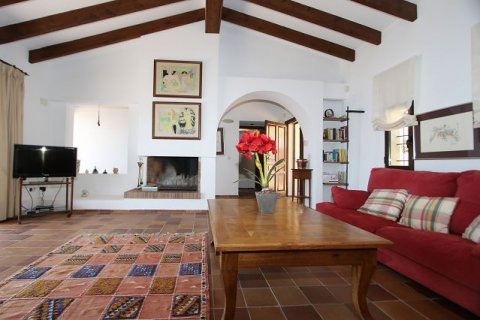 Villa for sale in Altea, Alicante, Spain 4 bedrooms, 242 sq.m. No. 42786 - photo 8