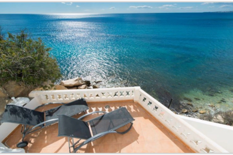Villa for sale in El Campello, Alicante, Spain 5 bedrooms, 275 sq.m. No. 44036 - photo 3