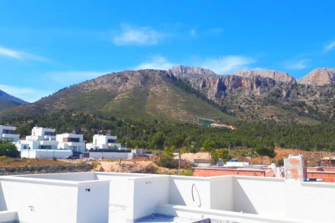 Villa for sale in Polop, Alicante, Spain 3 bedrooms, 200 sq.m. No. 43938 - photo 7