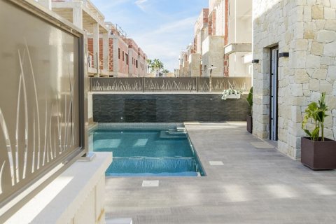 Villa for sale in Alicante, Spain 3 bedrooms, 101 sq.m. No. 42186 - photo 4