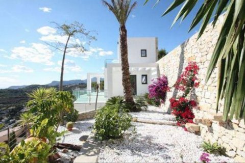 Villa for sale in Benissa, Alicante, Spain 3 bedrooms, 320 sq.m. No. 45199 - photo 9