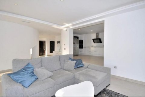 Villa for sale in Altea, Alicante, Spain 4 bedrooms, 580 sq.m. No. 45456 - photo 7