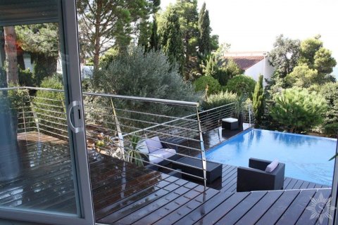 Villa for sale in Roses, Girona, Spain 4 bedrooms, 450 sq.m. No. 41442 - photo 6