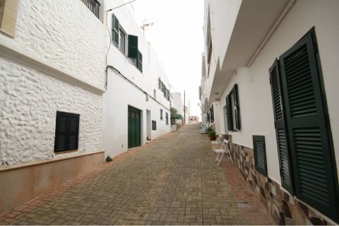 Apartment for sale in Mahon, Menorca, Spain 2 bedrooms, 45 sq.m. No. 47474 - photo 11