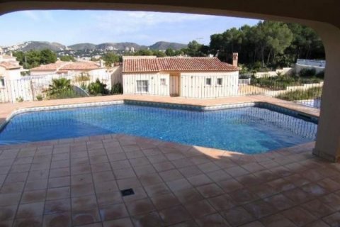 Villa for sale in Moraira, Alicante, Spain 3 bedrooms, 152 sq.m. No. 45947 - photo 6