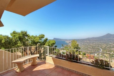 Villa for sale in Altea, Alicante, Spain 5 bedrooms, 400 sq.m. No. 45597 - photo 7