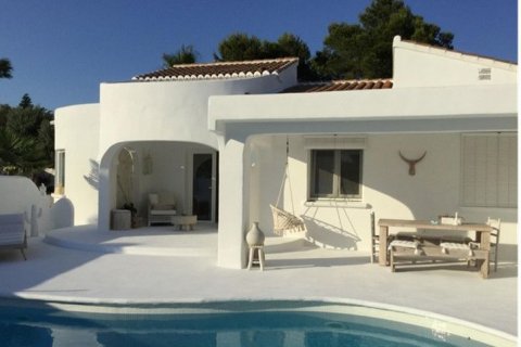 Villa for sale in Javea, Alicante, Spain 3 bedrooms, 177 sq.m. No. 41910 - photo 1