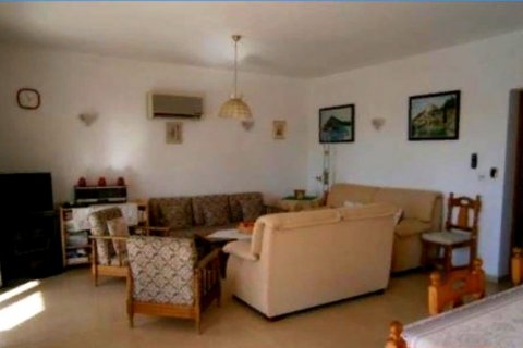 Villa for sale in La Cala, Alicante, Spain 3 bedrooms, 165 sq.m. No. 44474 - photo 7