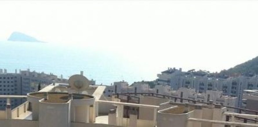 Penthouse in La Cala, Alicante, Spain 1 bedroom, 120 sq.m. No. 45052