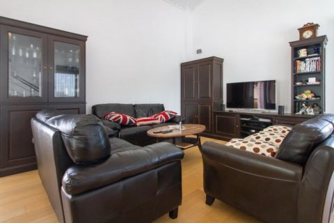 Villa for sale in Polop, Alicante, Spain 3 bedrooms, 250 sq.m. No. 44385 - photo 8