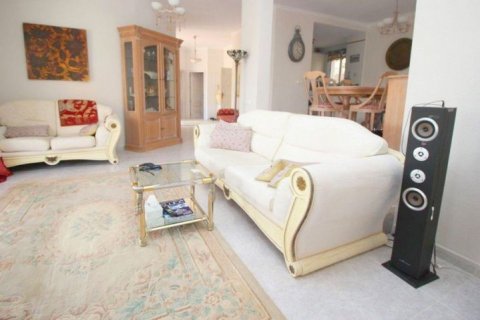 Villa for sale in Altea, Alicante, Spain 5 bedrooms, 212 sq.m. No. 41693 - photo 9