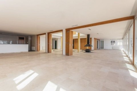 Villa for sale in Alicante, Spain 7 bedrooms, 1200 sq.m. No. 44980 - photo 8
