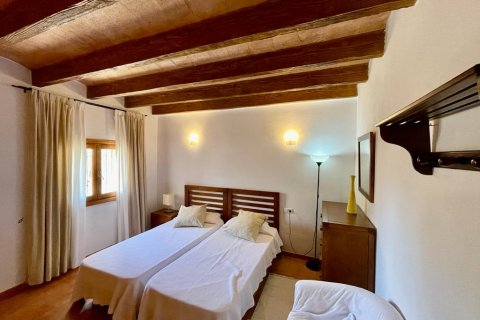 Finca for sale in Llubi, Mallorca, Spain 4 bedrooms, 245 sq.m. No. 46777 - photo 11