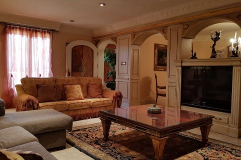 Villa for sale Alicante, Spain 8 bedrooms, 650 sq.m. No. 45039 - photo 5