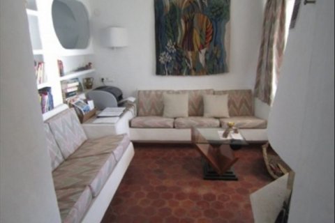 Villa for sale in Benissa, Alicante, Spain 4 bedrooms, 356 sq.m. No. 43806 - photo 8