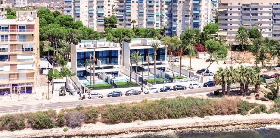 Townhouse El Campello, Alicante, Spain 3 bedrooms, 524 sq.m. No. 41709