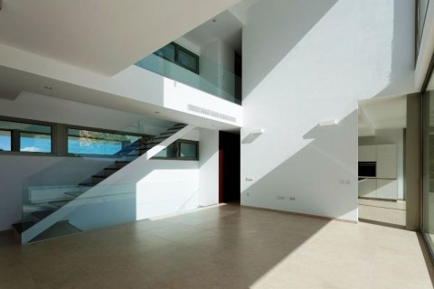 Villa for sale in Javea, Alicante, Spain 4 bedrooms, 493 sq.m. No. 43608 - photo 10