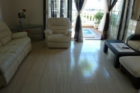 Townhouse for sale in La Nucia, Alicante, Spain 3 bedrooms, 240 sq.m. No. 46192 - photo 7