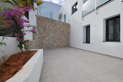 Villa for sale in Benissa, Alicante, Spain 3 bedrooms, 290 sq.m. No. 42745 - photo 5