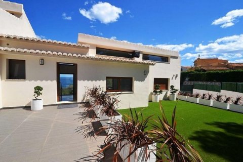 Villa for sale in Javea, Alicante, Spain 4 bedrooms, 370 sq.m. No. 44293 - photo 6