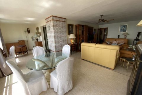 Apartment for sale in Benidorm, Alicante, Spain 2 bedrooms, 120 sq.m. No. 42581 - photo 5