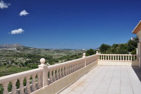 Villa for sale in Moraira, Alicante, Spain 6 bedrooms, 450 sq.m. No. 43756 - photo 7