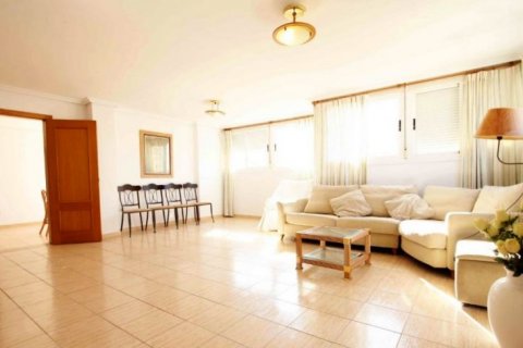 Apartment for sale in La Cala, Alicante, Spain 4 bedrooms, 138 sq.m. No. 42691 - photo 4