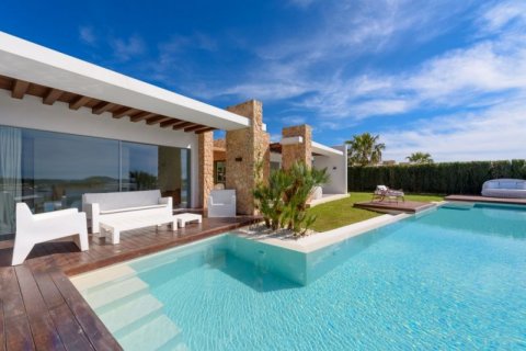 Villa for sale on Ibiza, Spain 5 bedrooms, 421 sq.m. No. 45318 - photo 2