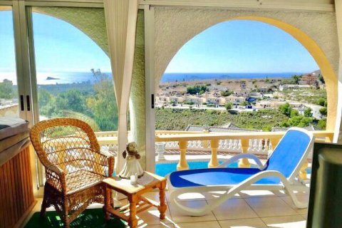 Villa for sale in La Nucia, Alicante, Spain 8 bedrooms, 400 sq.m. No. 44119 - photo 6