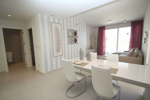 Townhouse for sale in Torrevieja, Alicante, Spain 3 bedrooms, 98 sq.m. No. 45959 - photo 6