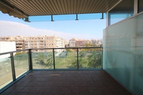 Apartment for sale in Torrevieja, Alicante, Spain 3 bedrooms, 90 sq.m. No. 45995 - photo 8